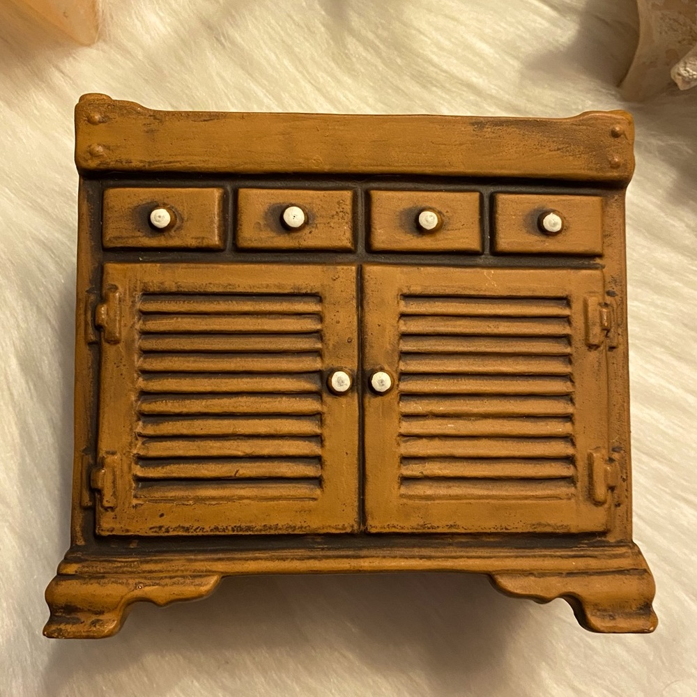 Vintage Brown Dresser Planter